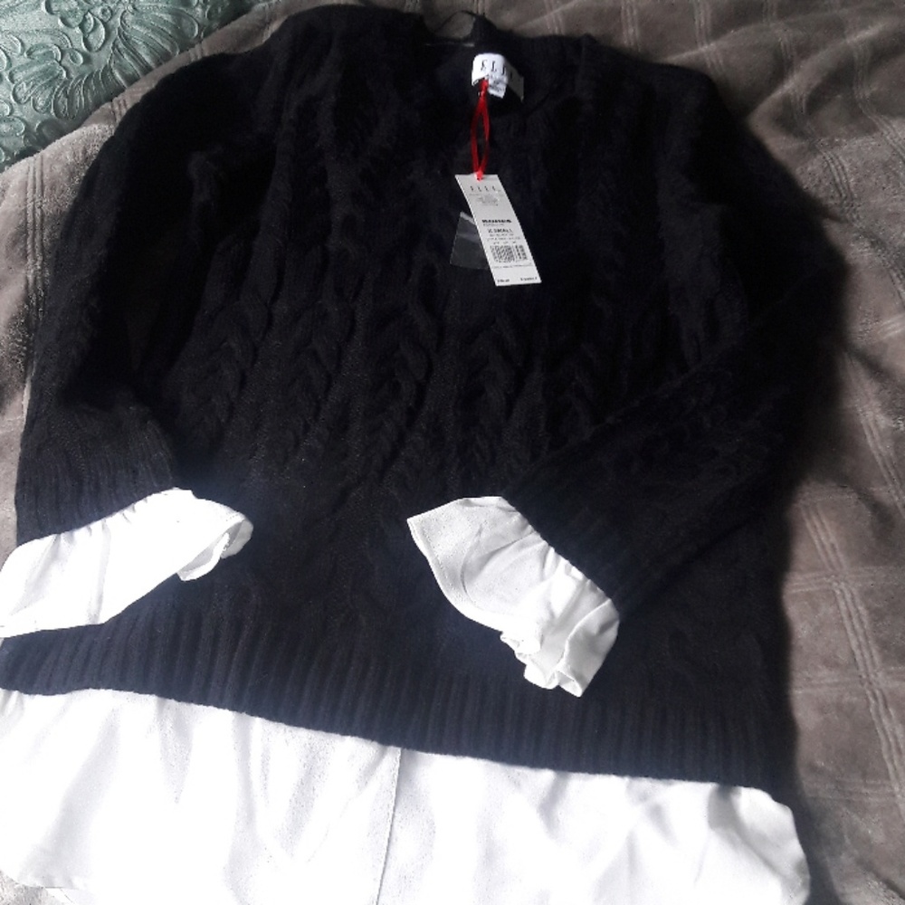 Nwt sweater